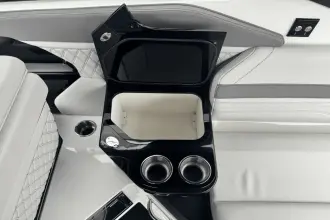 Thumbnail von Sea Ray SLX 280