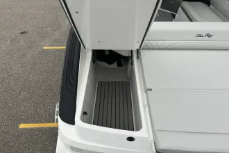 Thumbnail von Sea Ray SLX 280