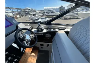 Thumbnail von Sea Ray 370 Sundancer Außenborder