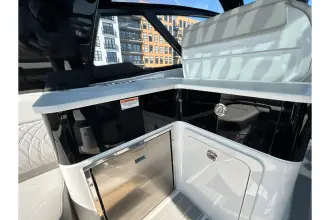 Thumbnail von Sea Ray 370 Sundancer Außenborder