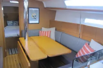 Thumbnail von Jeanneau Sun Odyssey 379