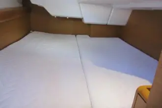 Thumbnail von Jeanneau Sun Odyssey 379