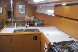 Thumbnail von Jeanneau Sun Odyssey 379