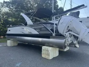 Thumbnail von Bennington 27 QXFBWAX2