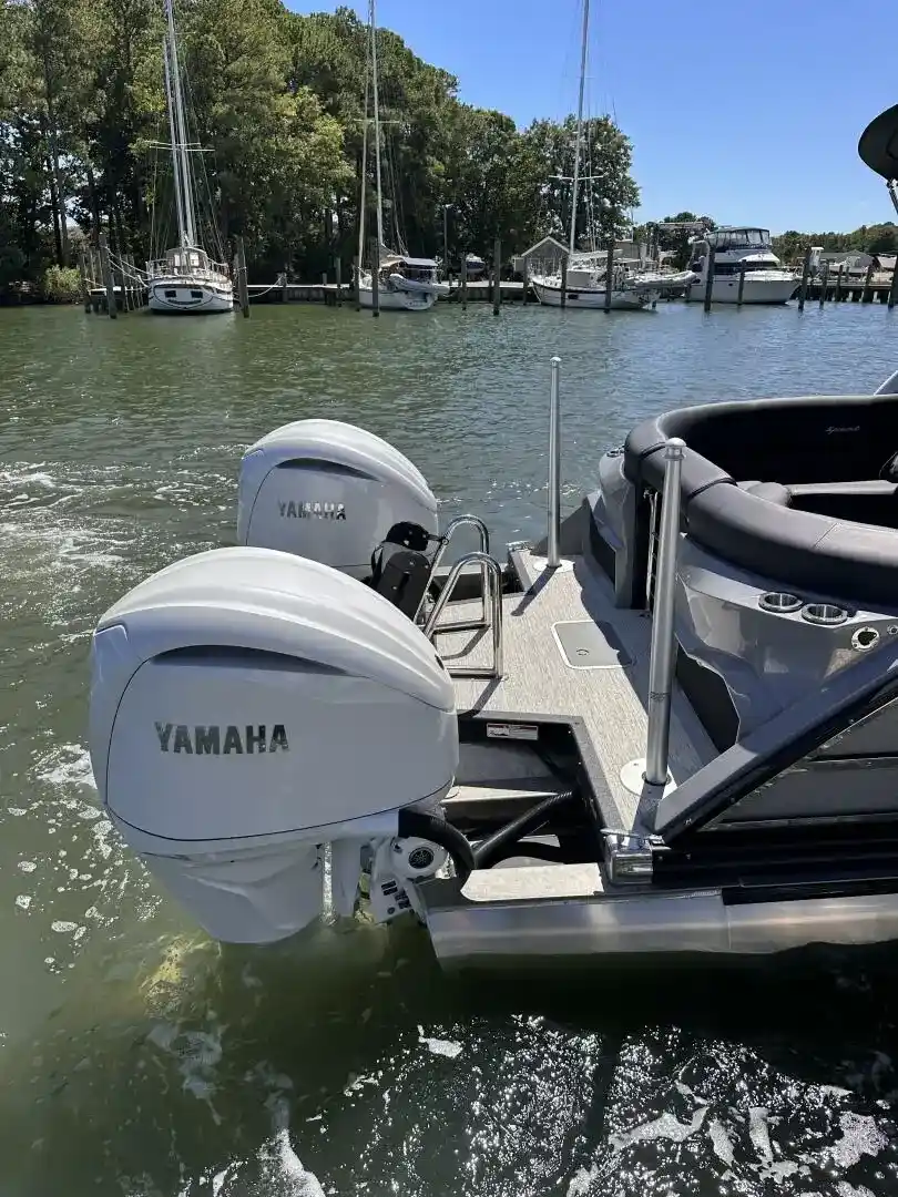 Thumbnail von Bennington 27 QXFBWAX2