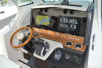 Thumbnail von Tiara Yachts 34 LS Station Break