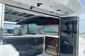 Thumbnail von Cruisers Yachts 60 Cantius