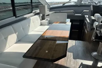 Thumbnail von Cruisers Yachts 60 Cantius