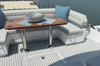 Thumbnail von Cruisers Yachts 60 Cantius