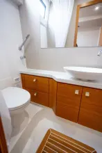 Thumbnail von Greenline 48 Fly TUI