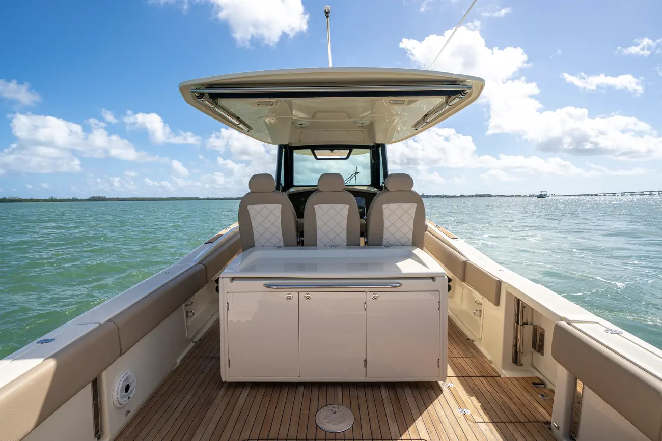 Thumbnail von Chris Craft 34 Catalina