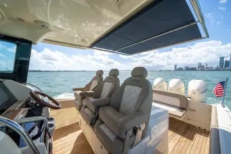 Thumbnail von Chris Craft 34 Catalina