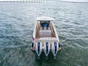 Thumbnail von Chris Craft 34 Catalina