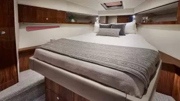 Thumbnail von Riviera 395 Suv