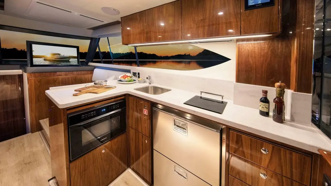 Thumbnail von Riviera 395 Suv