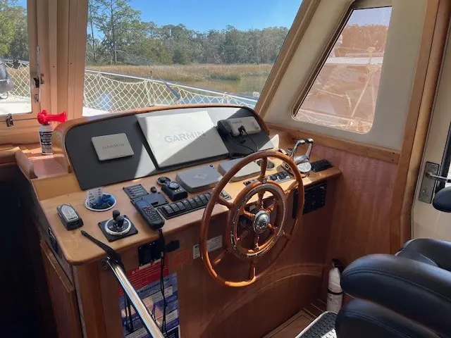 Thumbnail von Mainship 43 Trawler