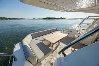 Thumbnail von Prestige 460