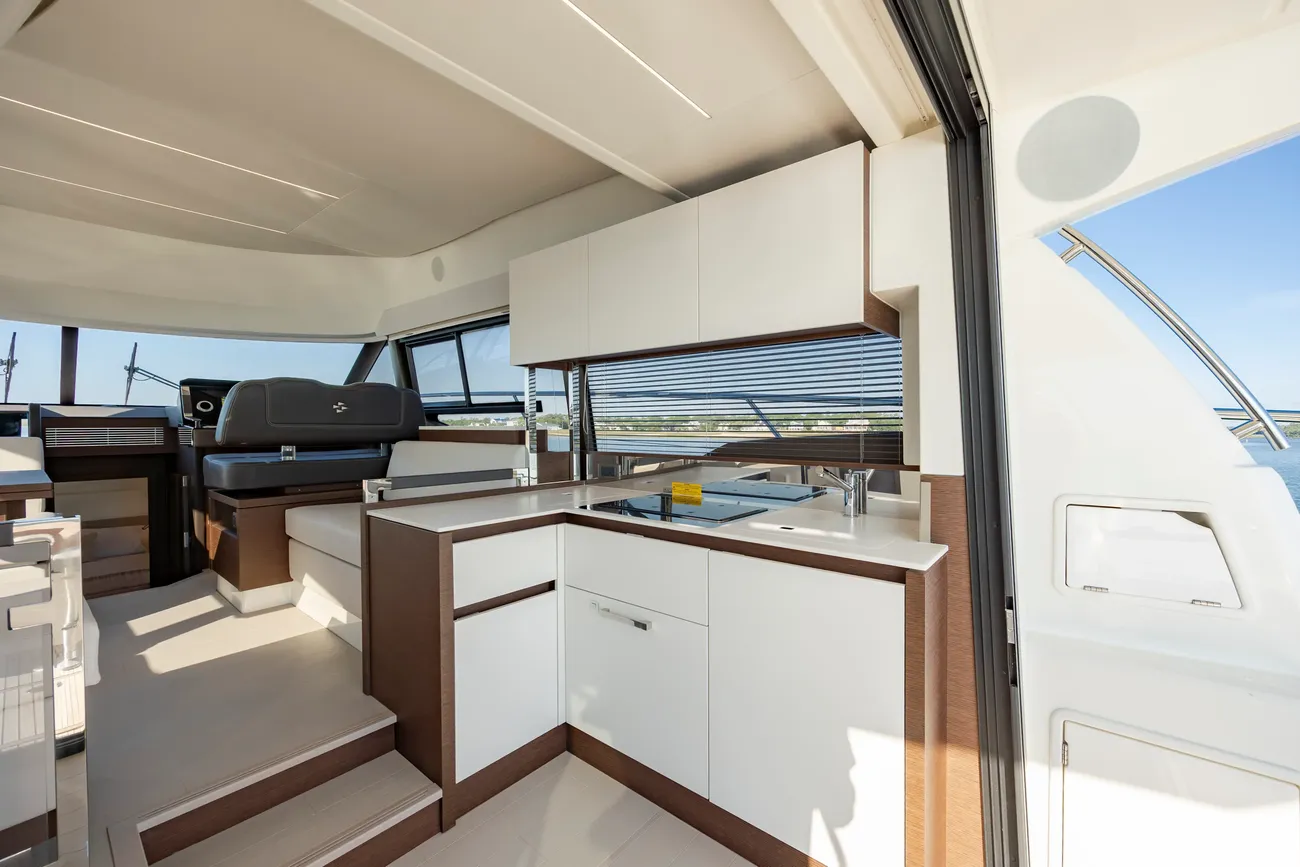 Thumbnail von Prestige 460