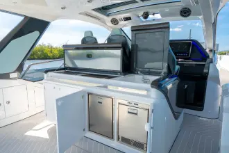 Thumbnail von Azimut 48