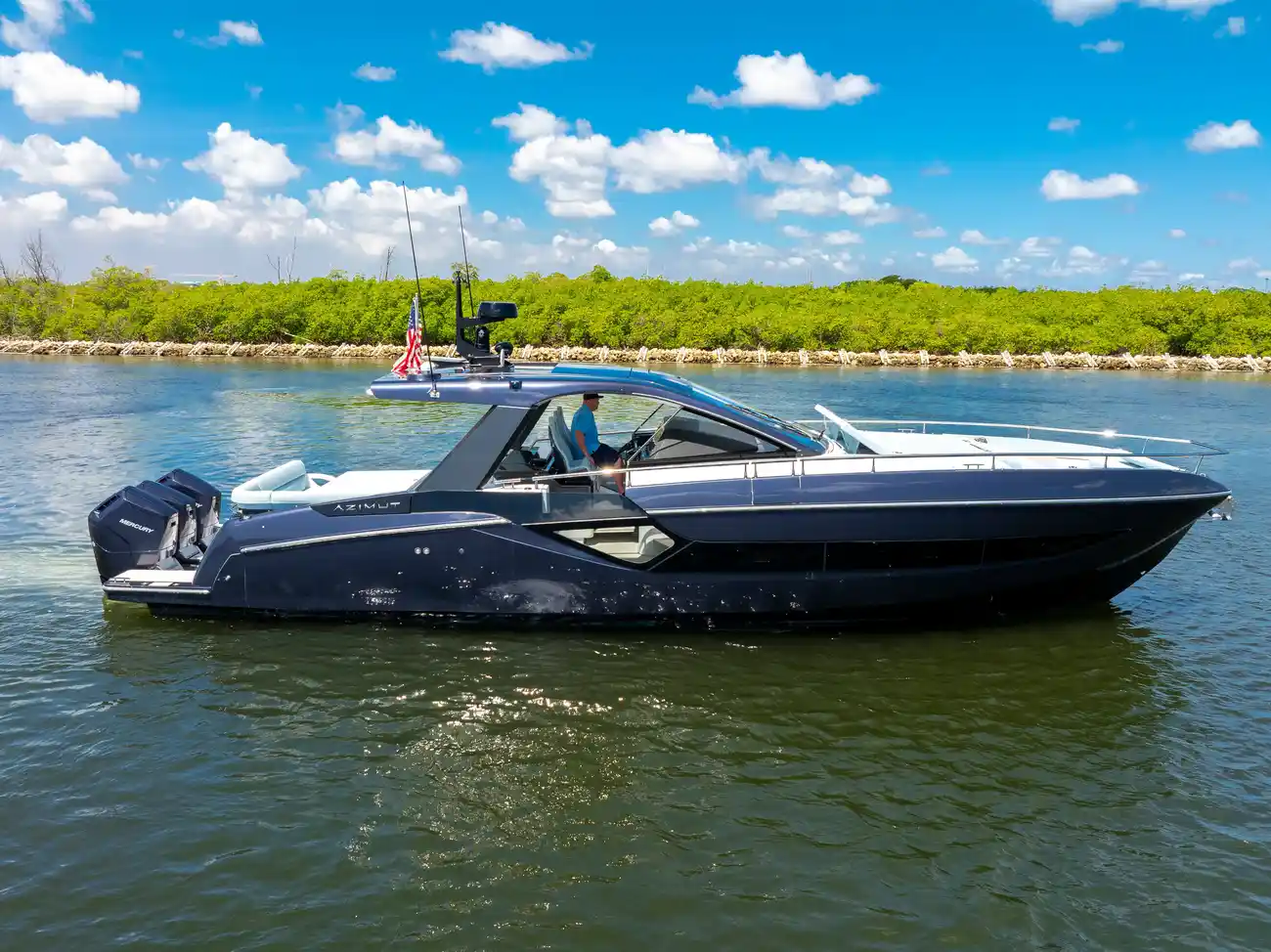 Thumbnail von Azimut 48