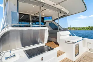 Thumbnail von Riviera 50 Sports Motor Yacht