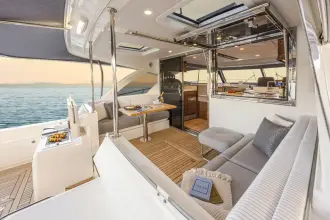 Thumbnail von Riviera 465 Suv