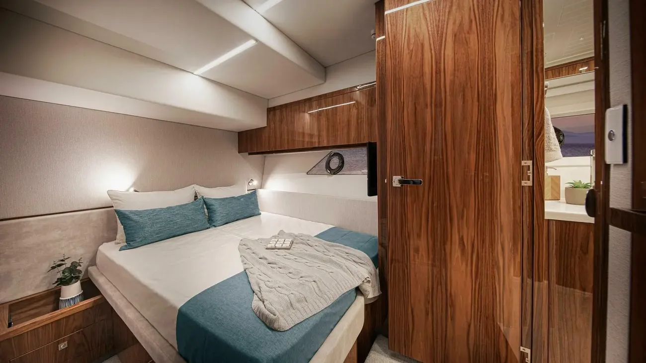 Thumbnail von Riviera 645 Suv