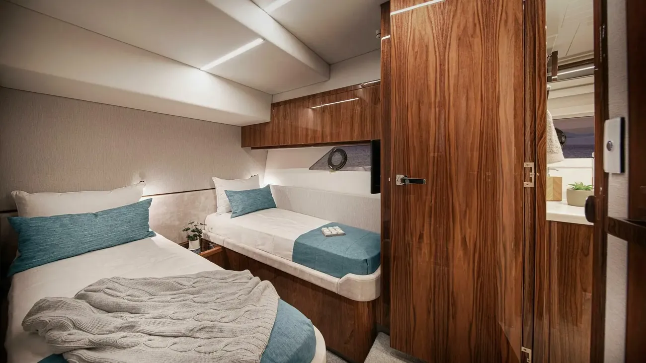 Thumbnail von Riviera 645 Suv