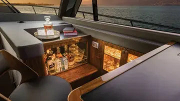 Thumbnail von Riviera 645 Suv