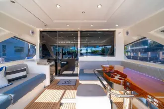 Thumbnail von Riviera 64 Sports Motor Yacht