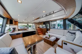 Thumbnail von Riviera 64 Sports Motor Yacht