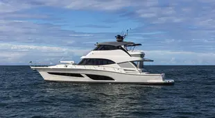 Riviera 64 Sports Motor Yacht