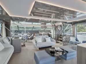 Thumbnail von Prestige M8