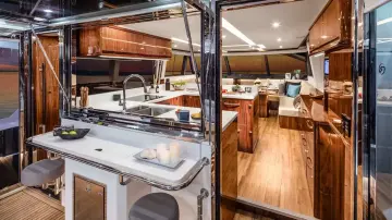 Thumbnail von Riviera 68 Sports Motor Yacht