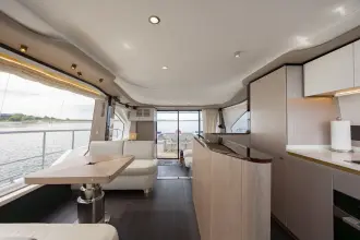 Thumbnail von Azimut 60 Fly