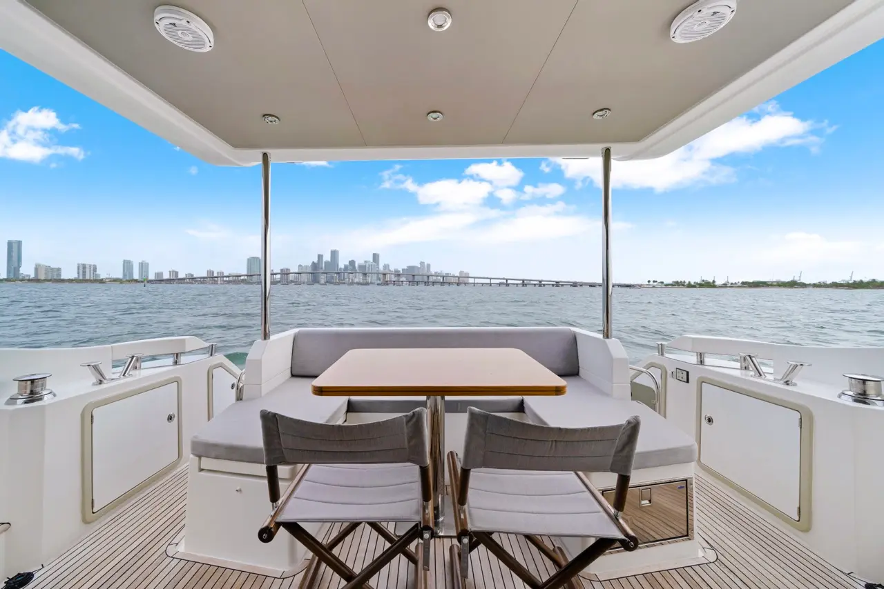 Thumbnail von Azimut 50