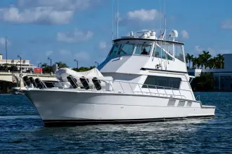 Thumbnail von Hatteras 65 Convertible
