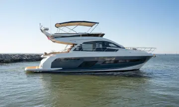 Thumbnail von Fairline Squadron 53
