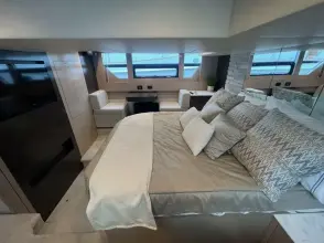 Thumbnail von Cruisers Yachts 54 Cantius