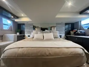 Thumbnail von Cruisers Yachts 54 Cantius