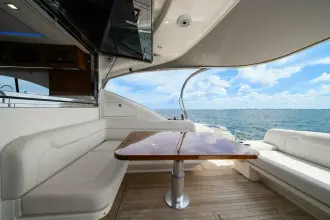 Thumbnail von Riviera 5400 Sport Yacht