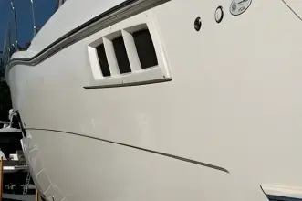 Thumbnail von Carver C36 Command Bridge