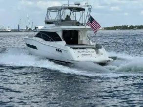 Thumbnail von Carver C36 Command Bridge