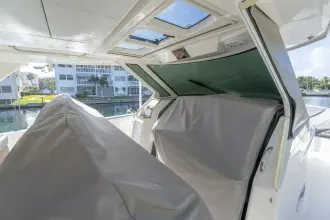 Thumbnail von Tiara Yachts 43LS