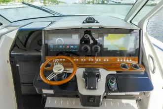 Thumbnail von Tiara Yachts 43LS