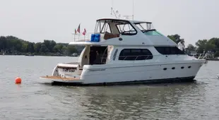 Carver 56 Voyager