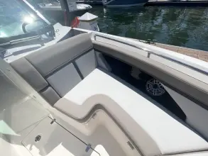 Thumbnail von Boston Whaler 330 Vantage