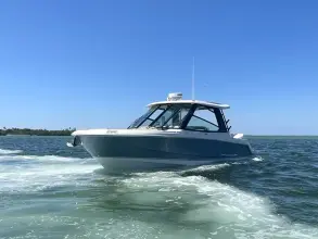 Thumbnail von Boston Whaler 330 Vantage