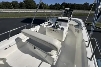 Thumbnail von Boston Whaler 170 Montauk
