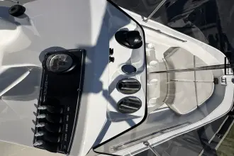 Thumbnail von Boston Whaler 170 Montauk